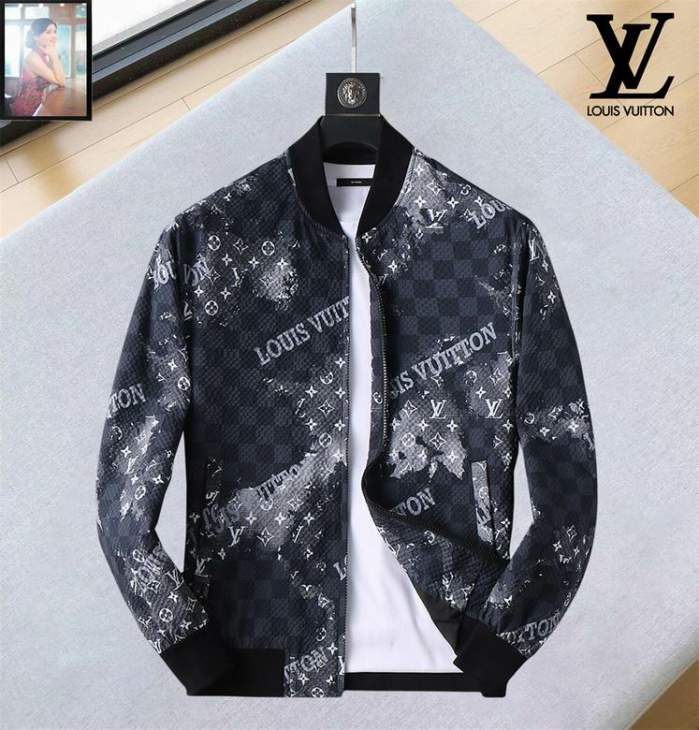 Picture of Louis Vuitton Jackets _SKULVM-3XL12yn18132543
